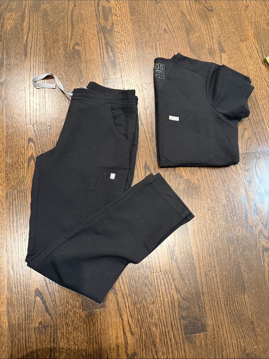 Figs Pants - Figs scrub set highrise skinny and shirt black bundle